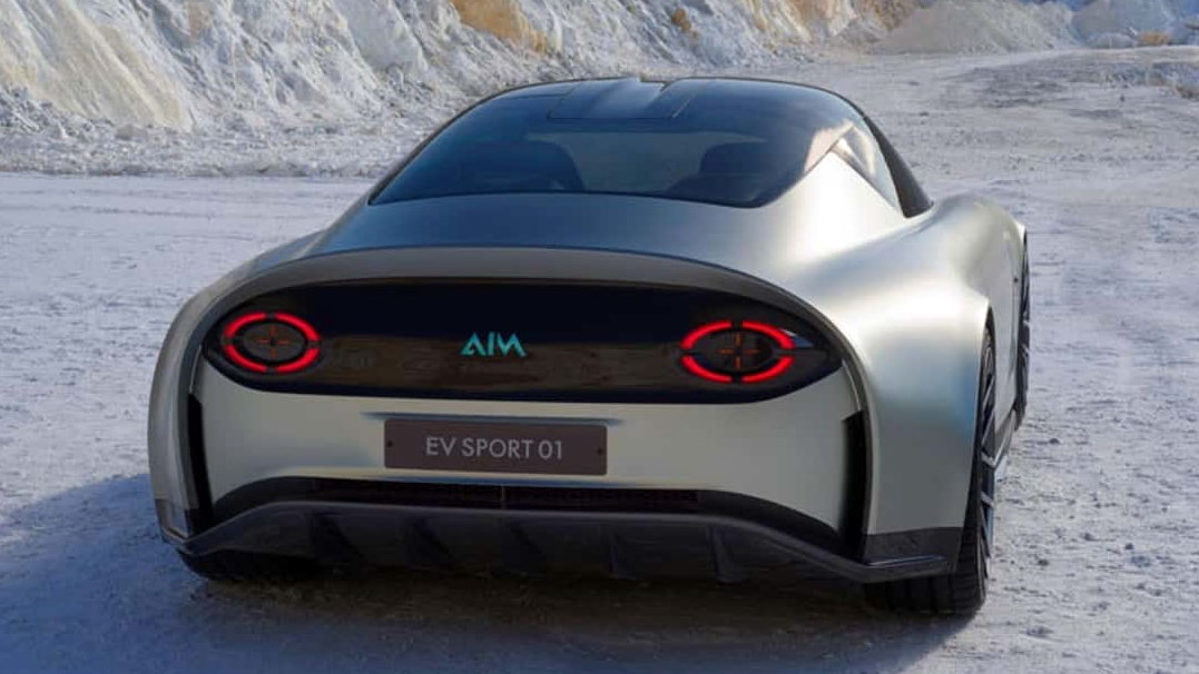 AIM EV Sport 01 