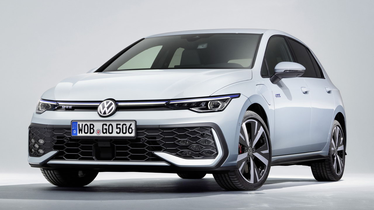 2024 Volkswagen Golf 