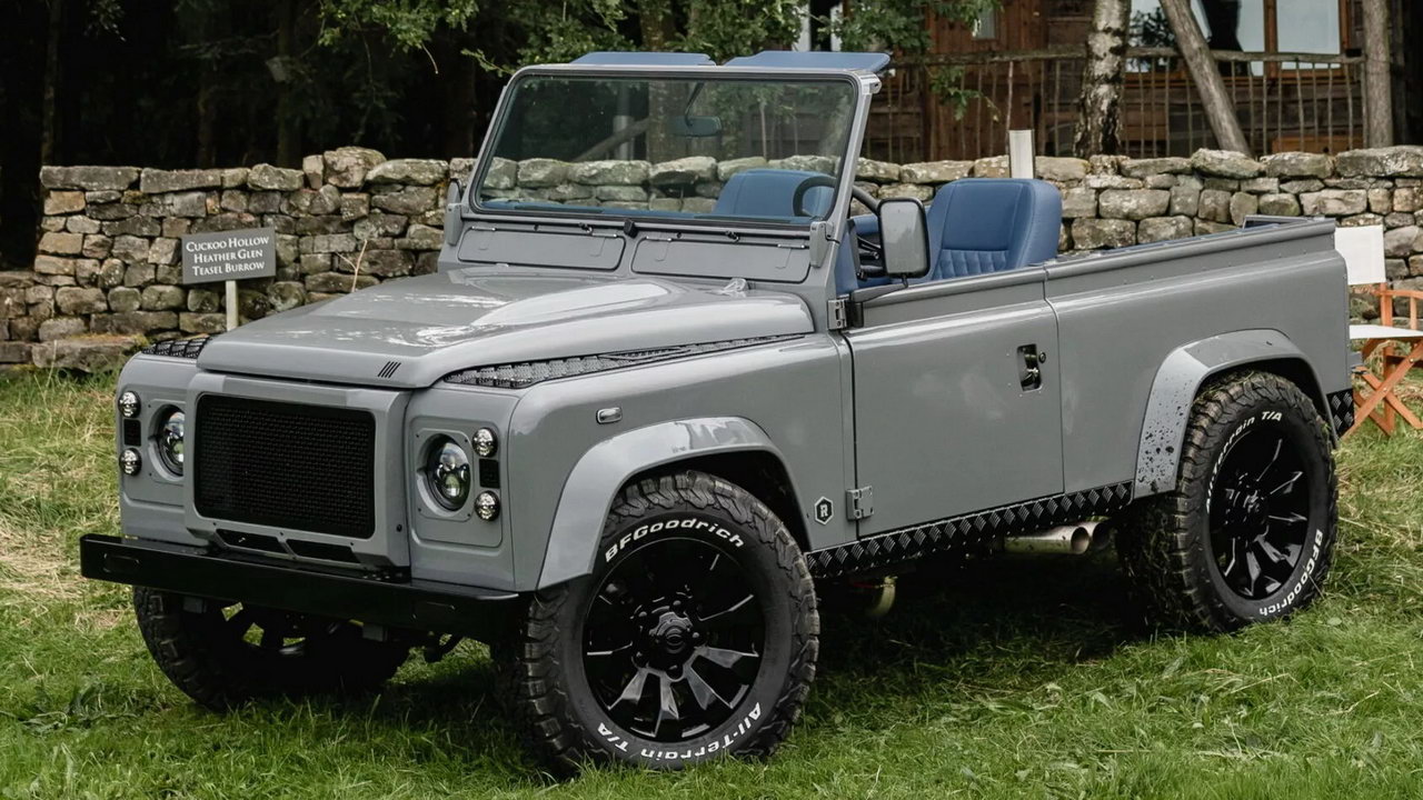 Land Rover Defender Pizza Oven