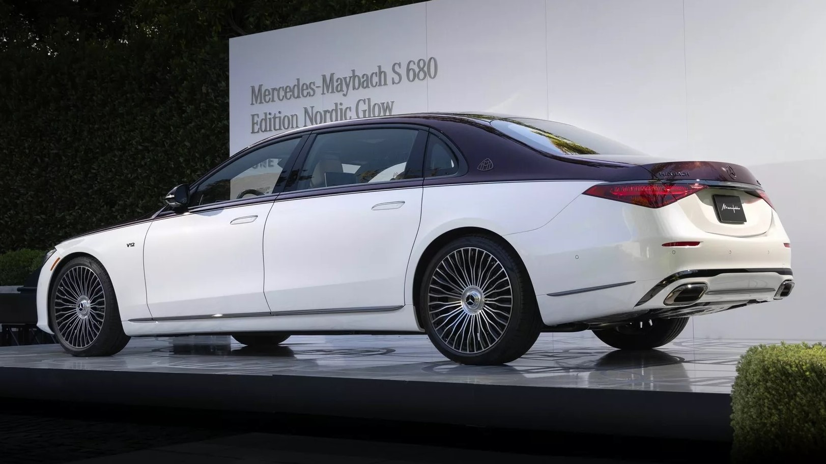 Mercedes-Maybach S 680 Edition Nordic Glow