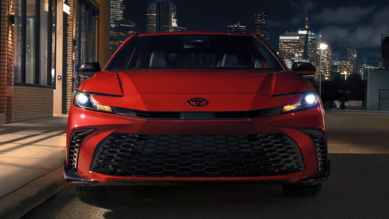 Toyota Camry Nightshade