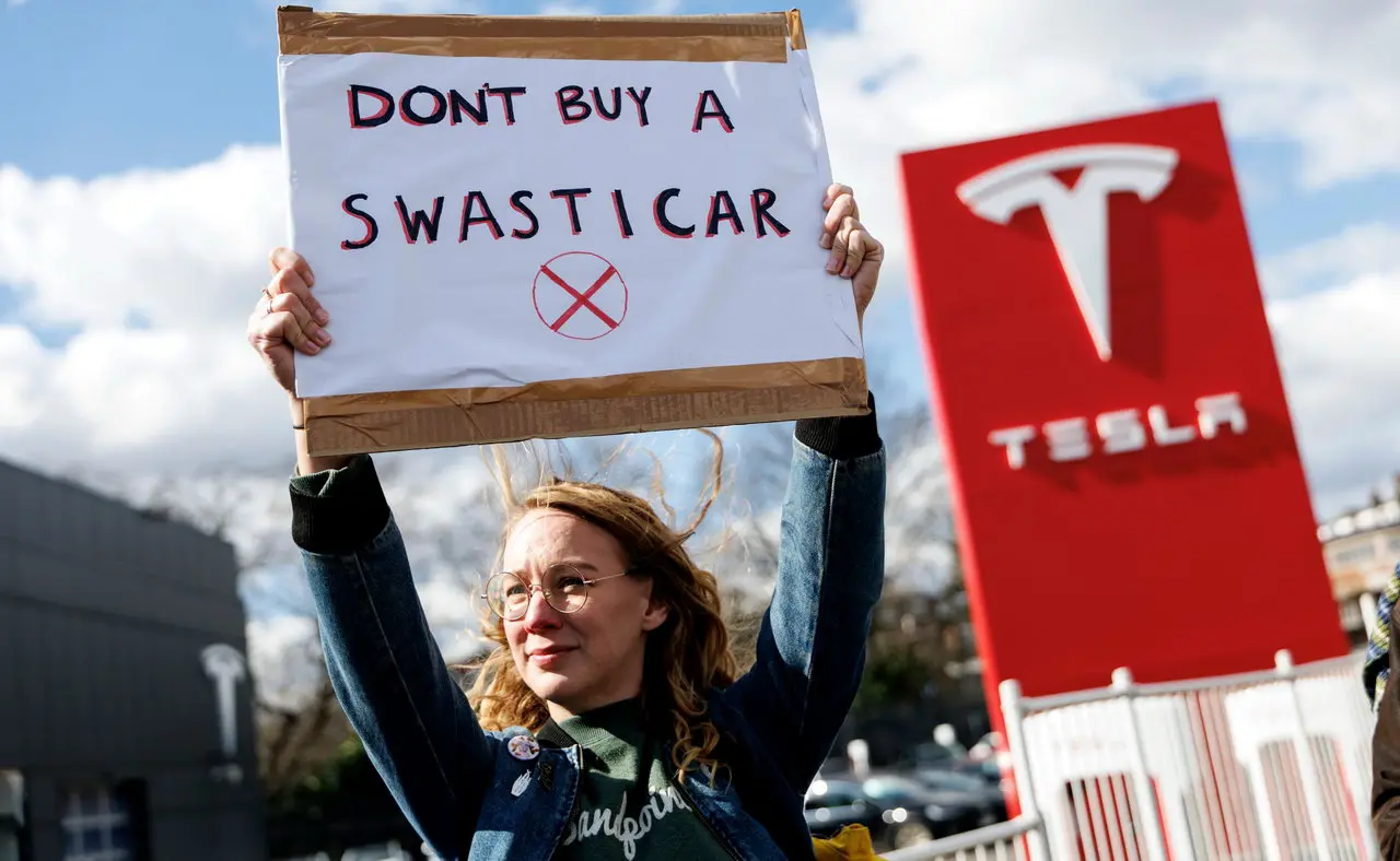 tesla sales uk