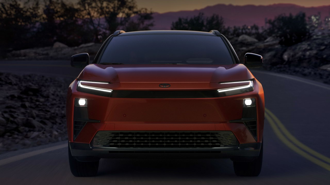Toyota C-HR BEV