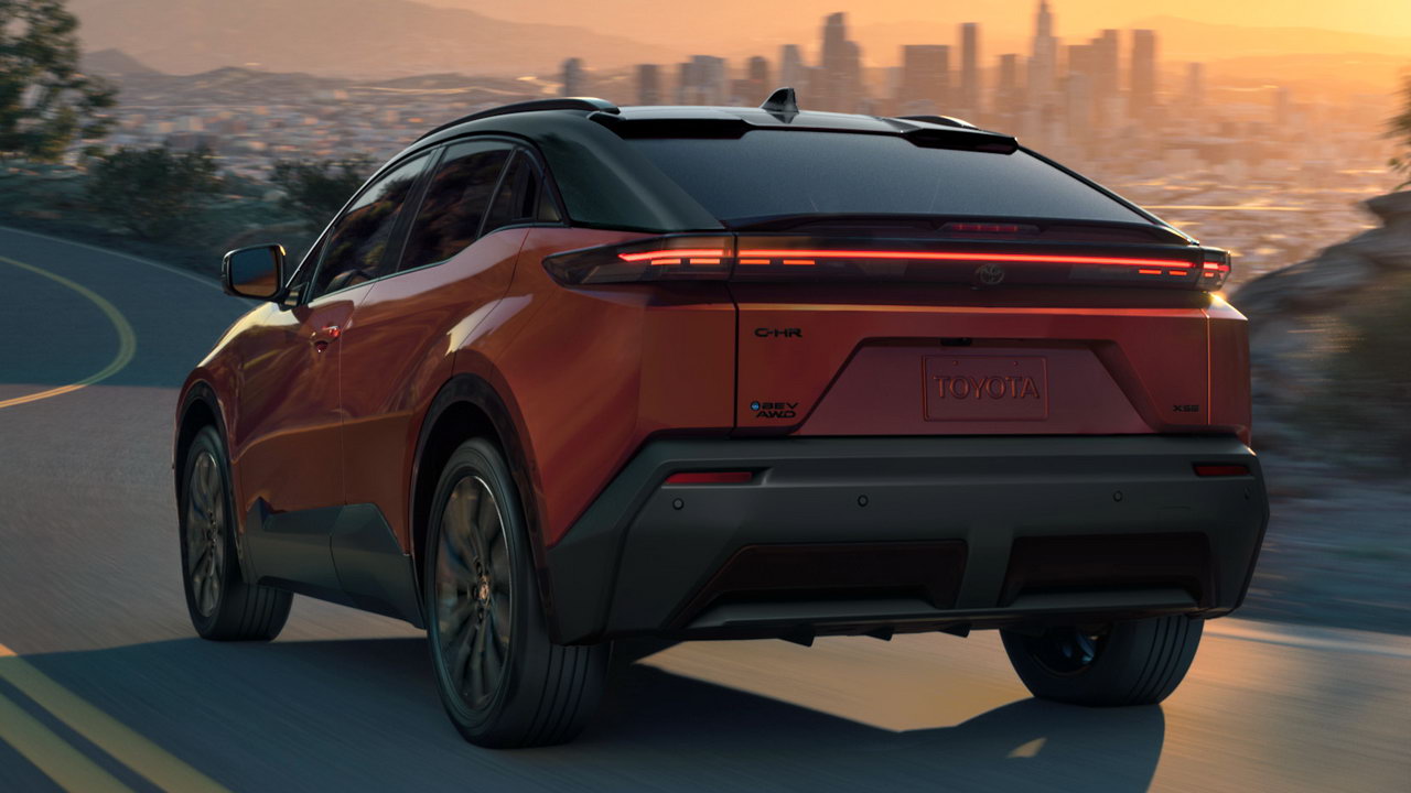 Toyota C-HR BEV