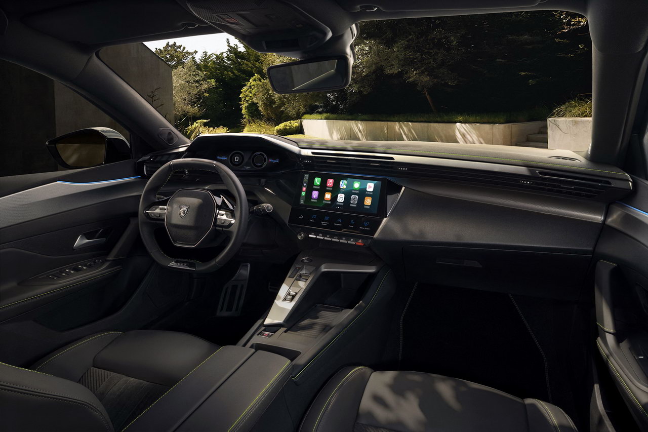 PEUGEOT E308