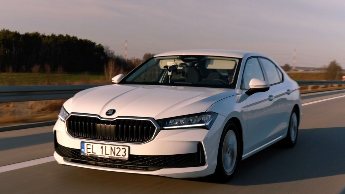 Skoda Superb diesel record