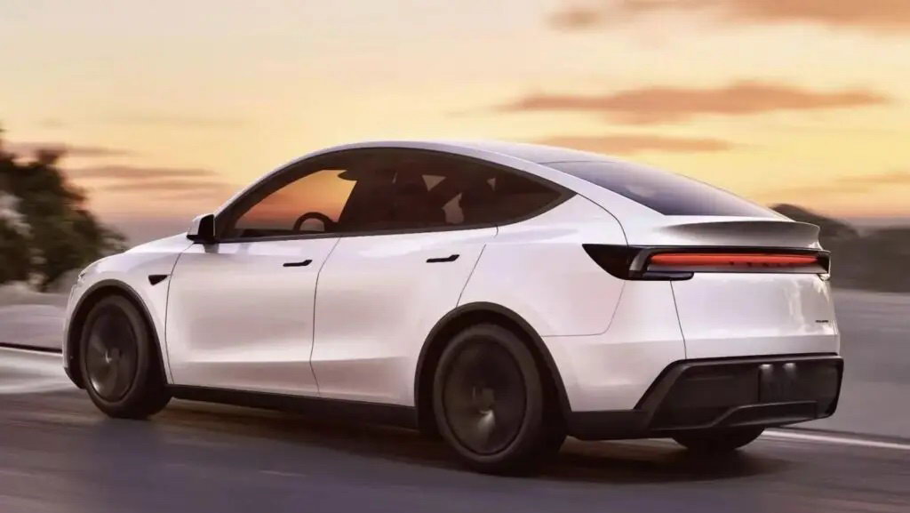 Tesla Model Y 2025