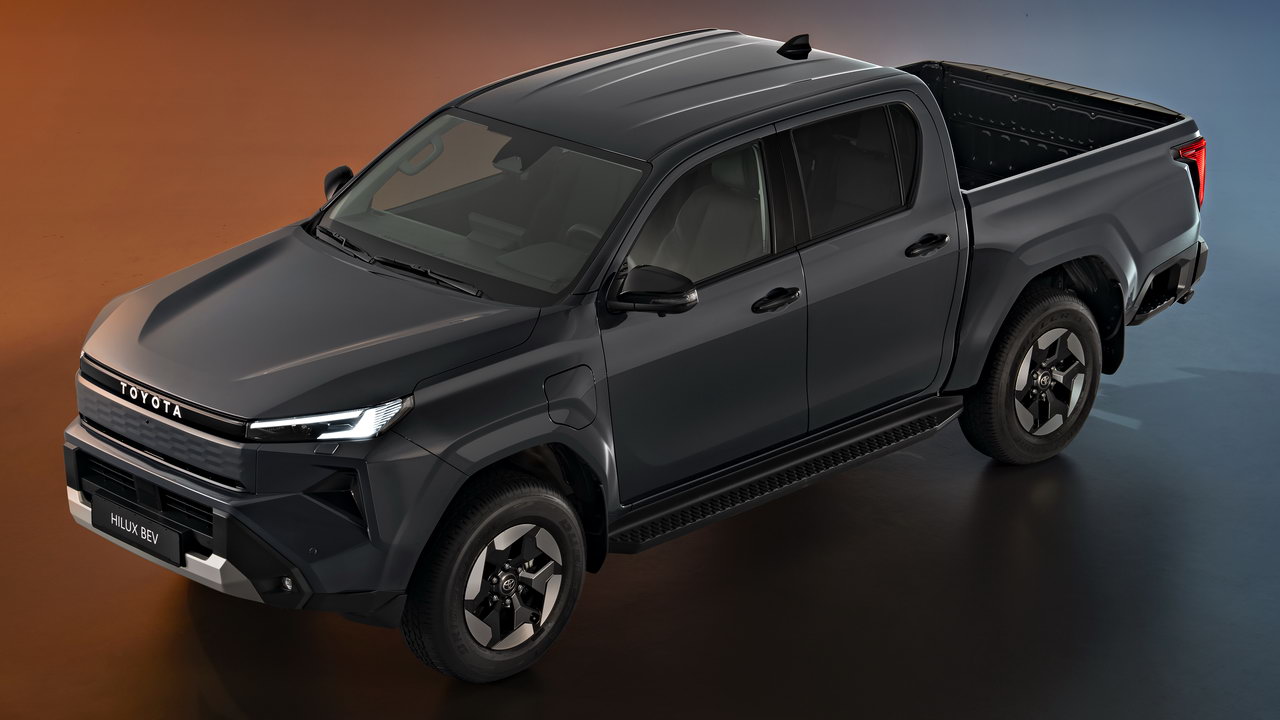 2026 TOYOTA Hilux