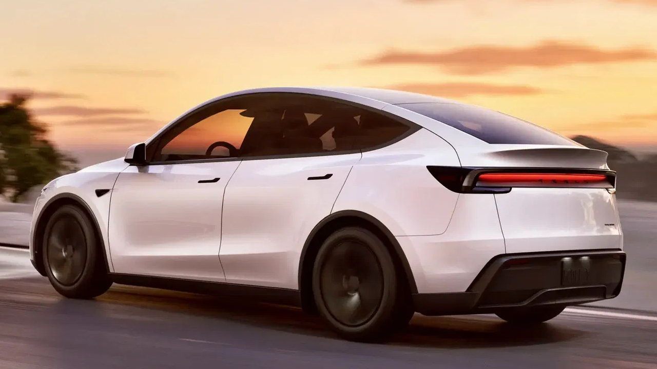Tesla Model Y 2025