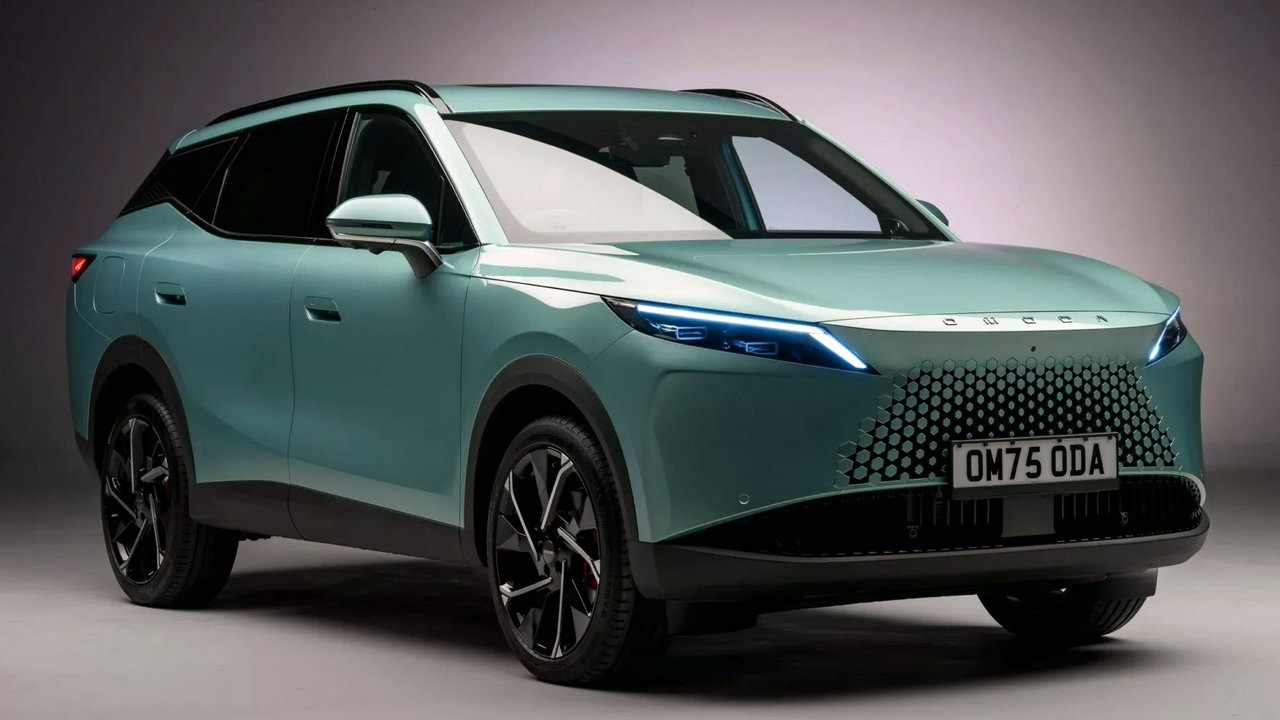 OMODA-7_Noise-Reducing-Glass