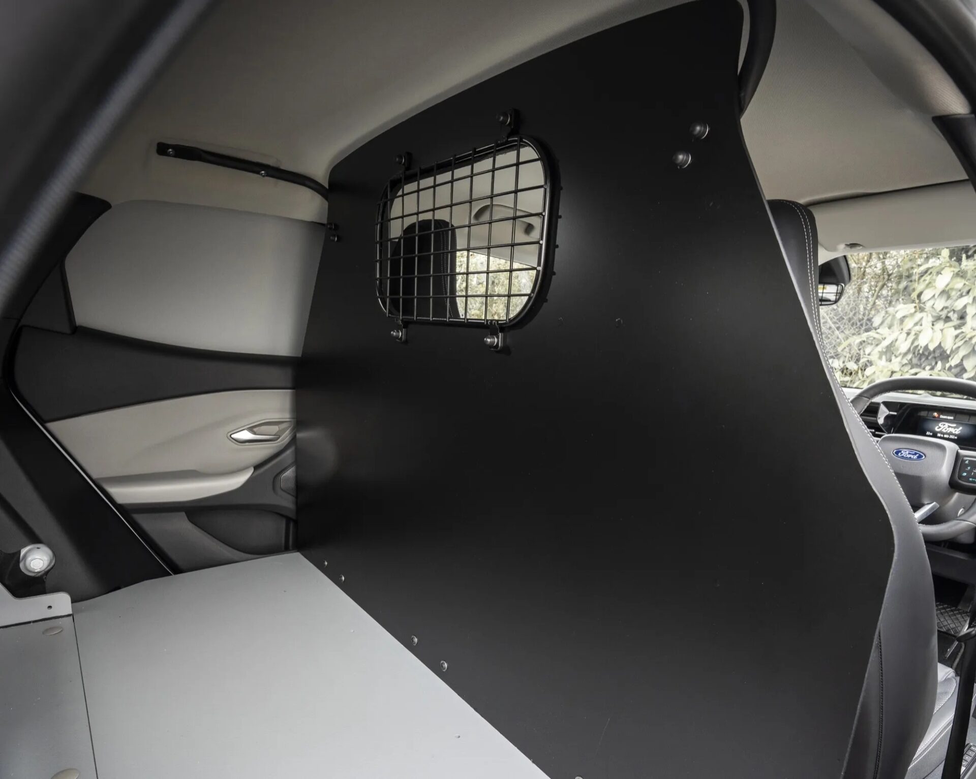 Ford Explorer Van EV