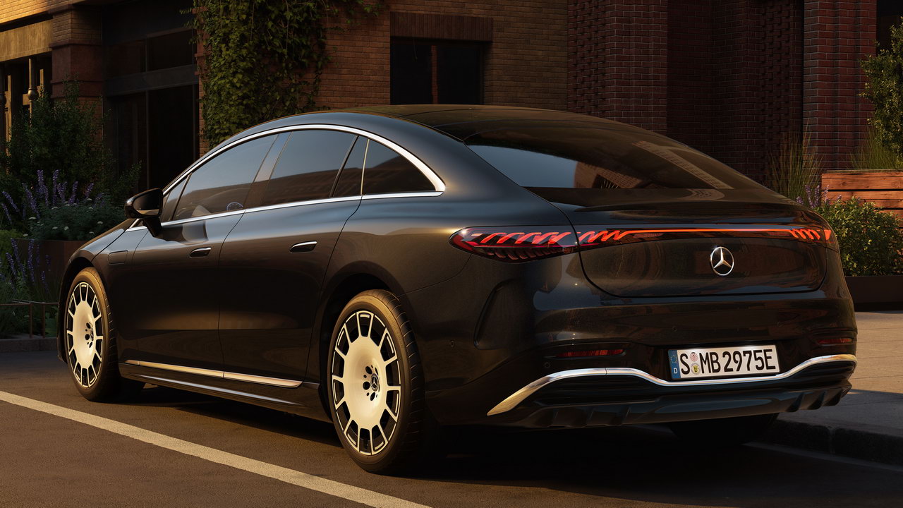 New Mercedes-Benz EQS