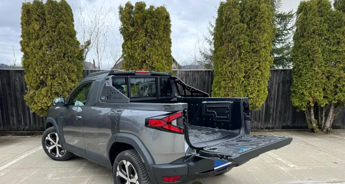 Dacia Duste pickup Borel