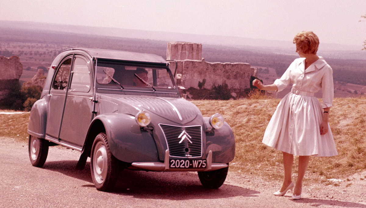 Old Citroen 2CV