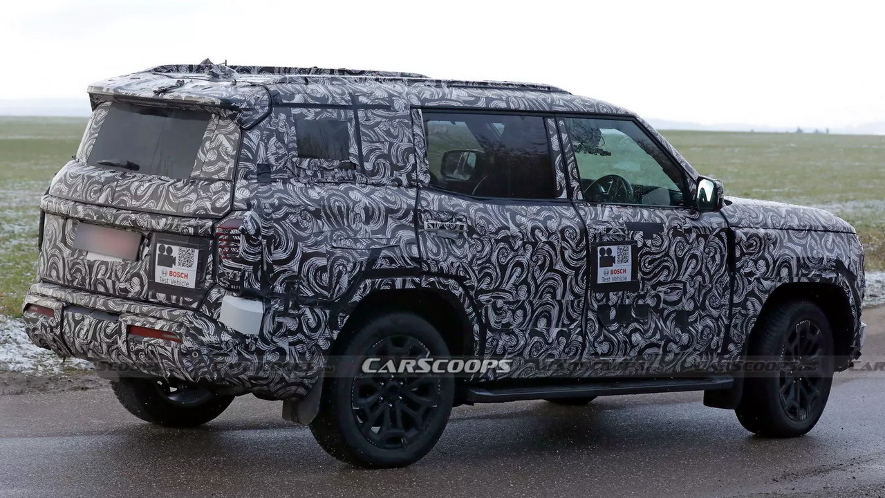 2027 Mitsubishi Pajero