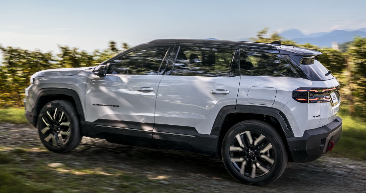 New Jeep Compass 4xe