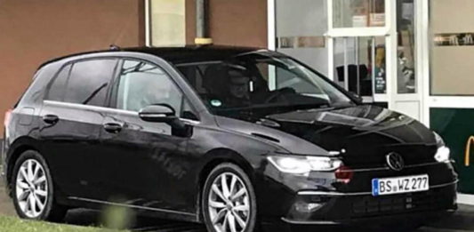 Volkswagen Golf VIII