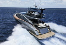 Lexus LY 650