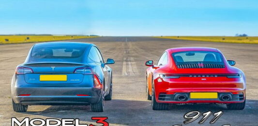 Porsche911_vs_TeslaModel3