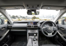 Lexus IS