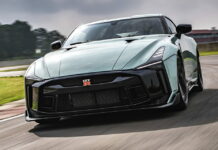 Nissan GT-R