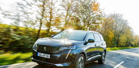 NEW PEUGEOT 5008