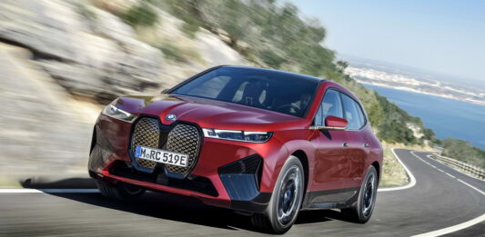 BMW iX