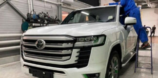 Toyota Land Cruiser 300