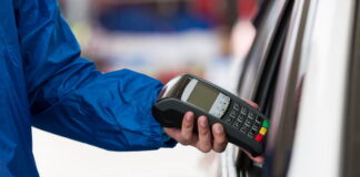 Водители-должники