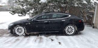 tesla model s snow street
