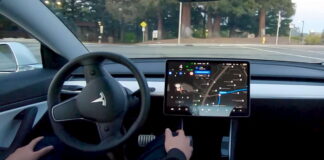 Автопілот Tesla