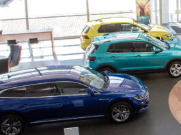 продажі нових авто в Україні