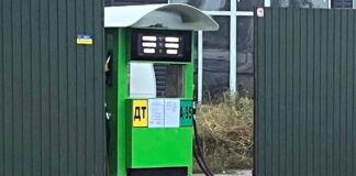 в Україну повертаються нелегальні АЗС