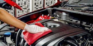 чи мити двигун