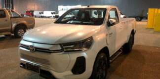 Toyota Hilux EV