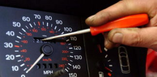 скрутка пробіга авто