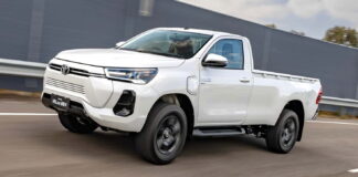 Toyota Hilux Revo BEV