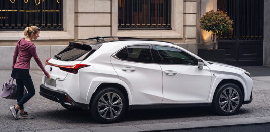 Lexus UX