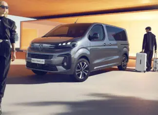 PEUGEOT Traveller
