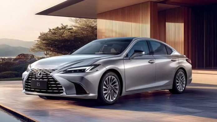 Lexus ES