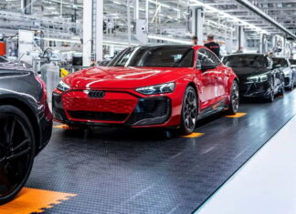 Audi e-tron-assembly