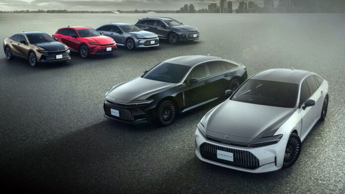 Toyota Crown Sedan 70th Anniversary Edition