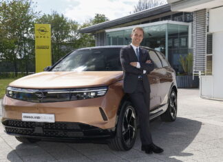 Opel Grandland Electric AWD