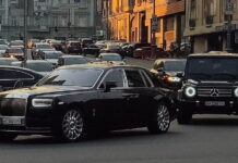 Транспортний податок на розкішні авто