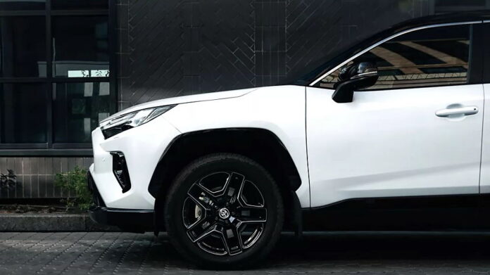 TOYOTA RAV4