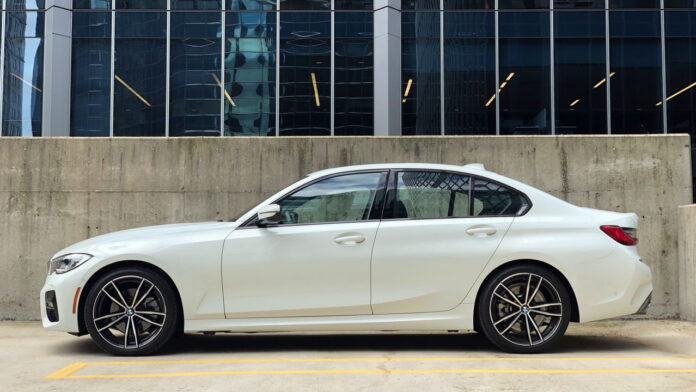 BMW 330i