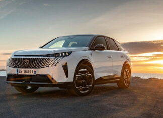 New Peugeot e-3008