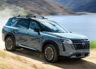 На 7 або 8 місць: Nissan оновив свій найбільший кросовер New Nissan Pathfinder