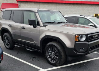 Надійний позашляховик: Toyota Land Cruiser 2024 року проїхав без жодної поломки 170 000 км Toyota Land Cruiser