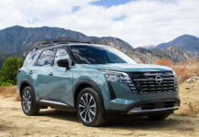 Nissan оновив популярний сімейний кросовер: названо ціни 2026 Nissan Pathfinder